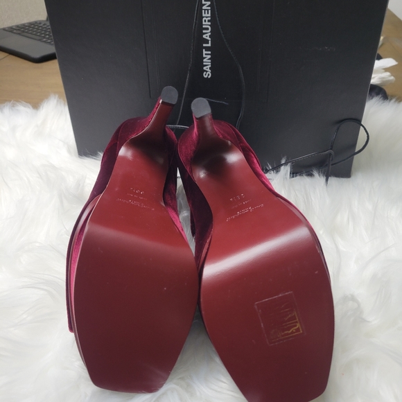 Beautiful and comfortable Saint laurent pumps - Picture 2 of 8